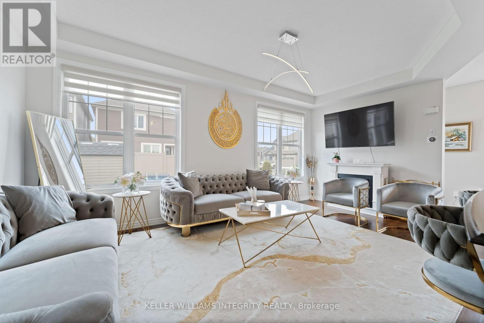 52 OXALIS CRESCENT Image 21