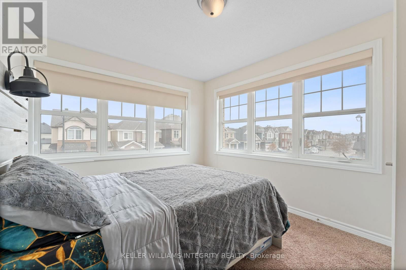 52 OXALIS CRESCENT Image 25