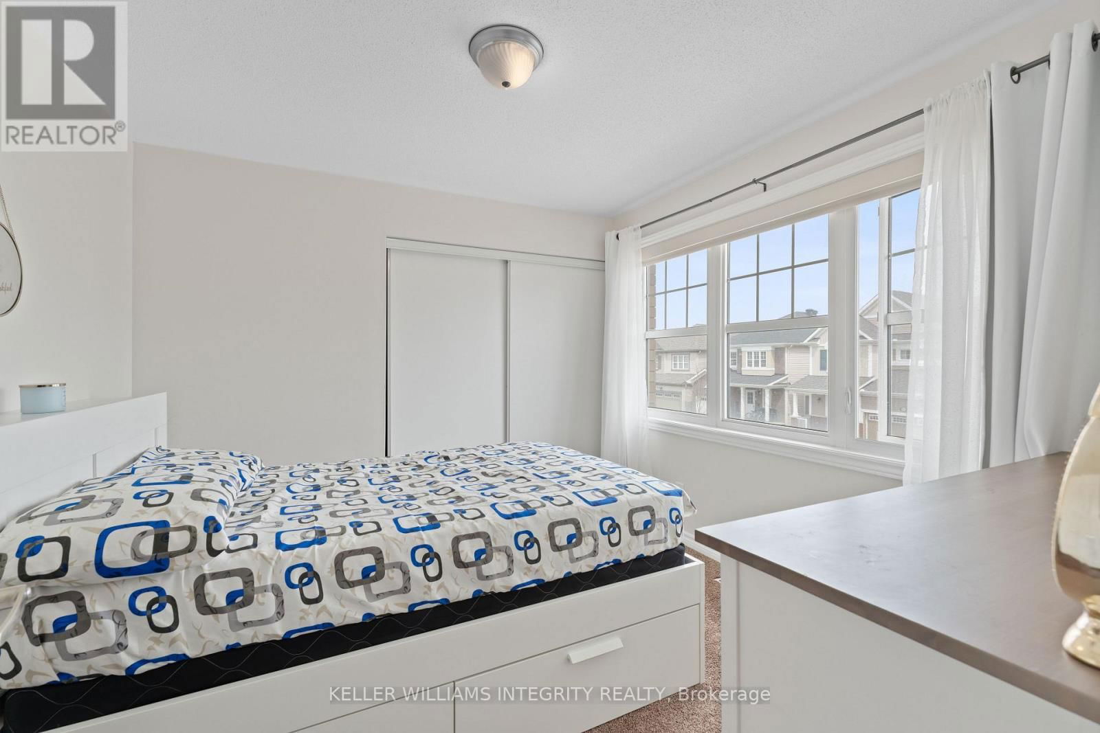 52 OXALIS CRESCENT Image 27