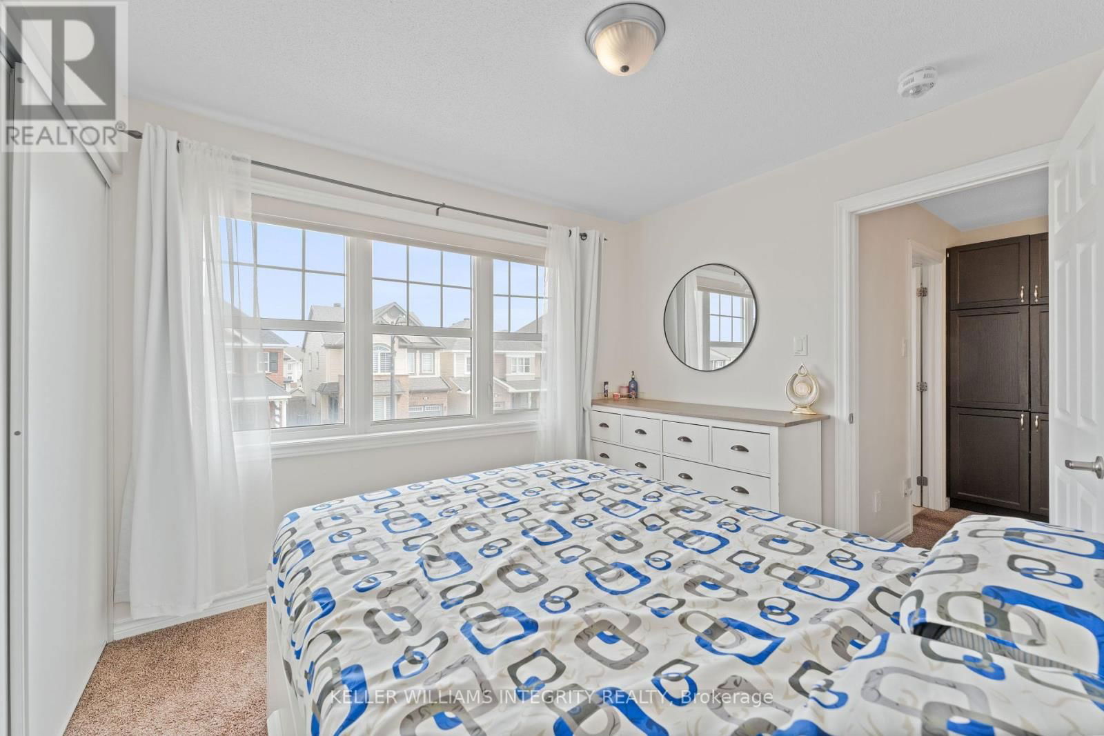 52 OXALIS CRESCENT Image 28