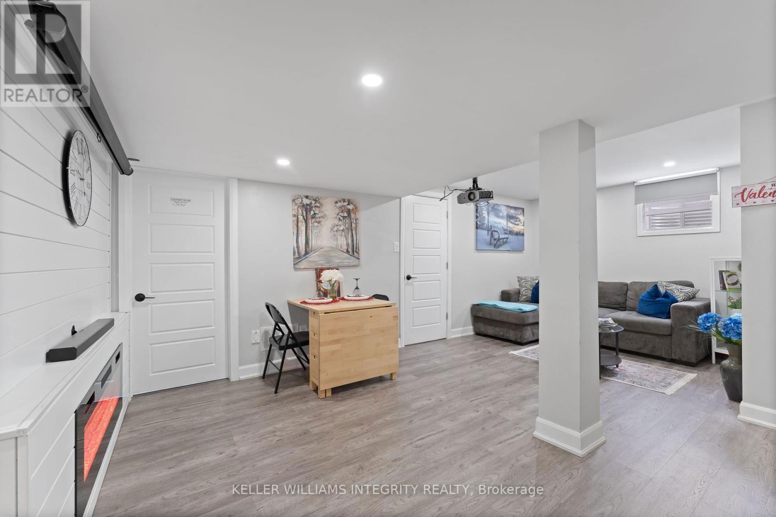 52 OXALIS CRESCENT Image 41