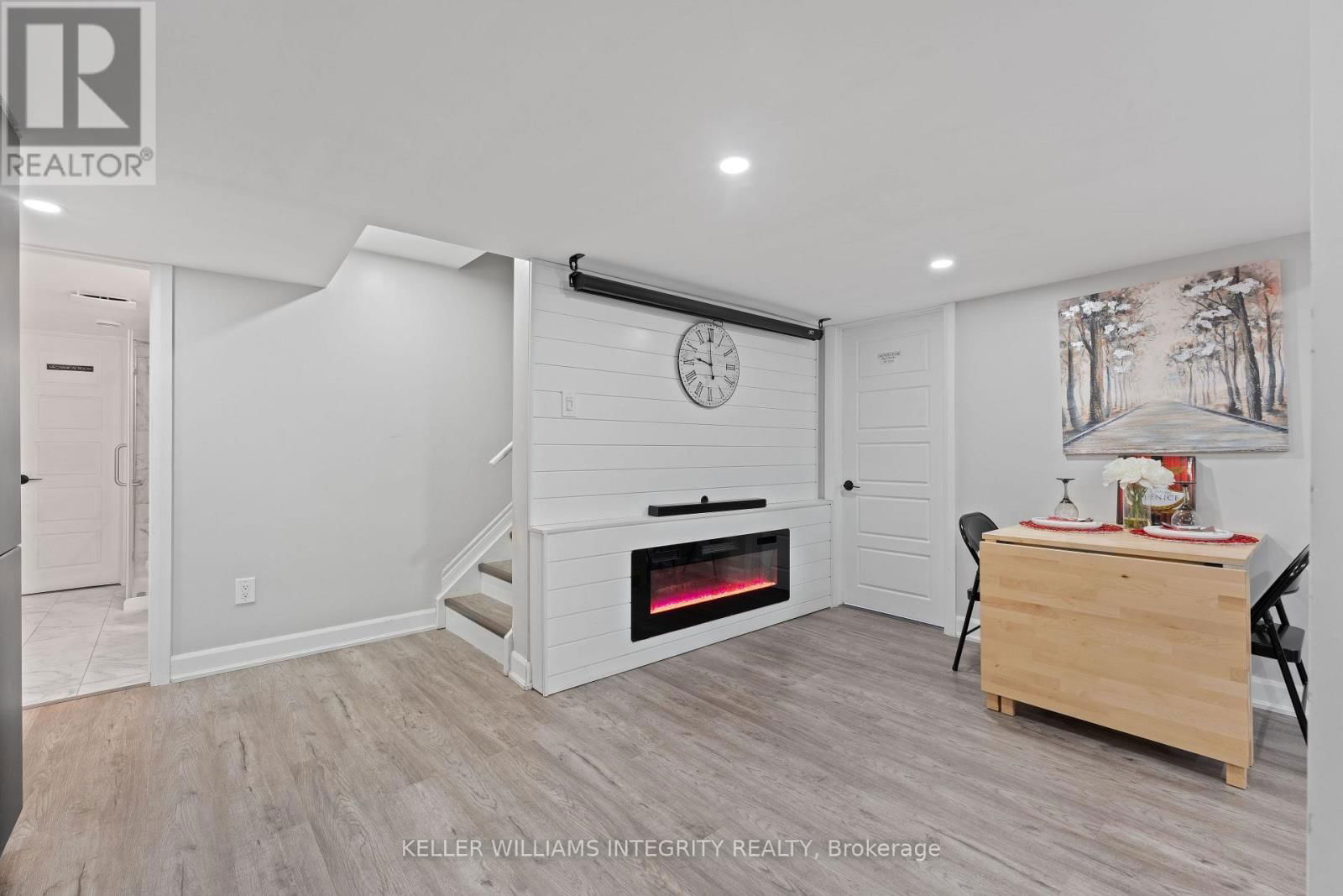 52 OXALIS CRESCENT Image 42
