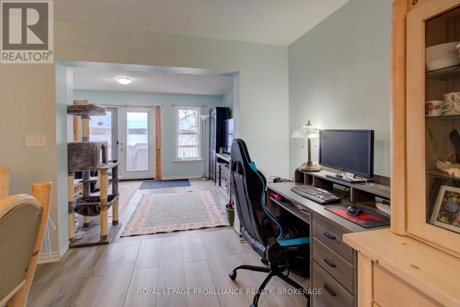 559 NINTH CONCESSION ROAD Image 24