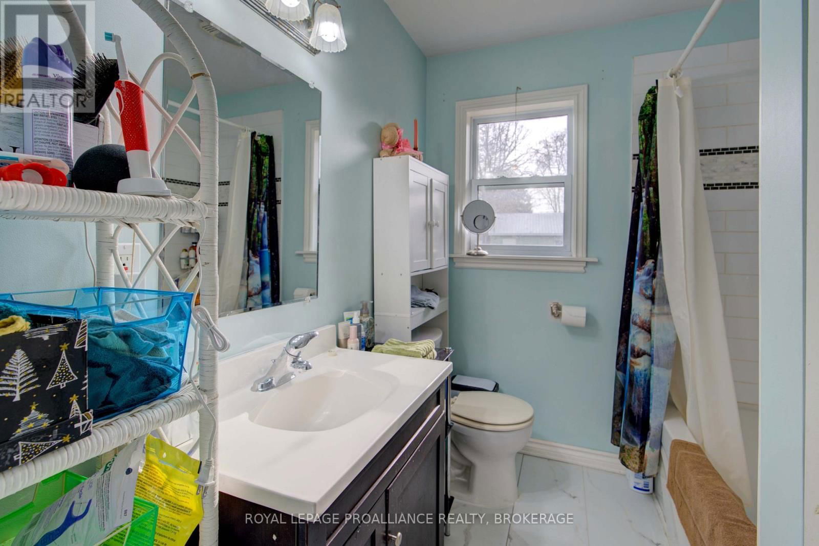 559 NINTH CONCESSION ROAD Image 28