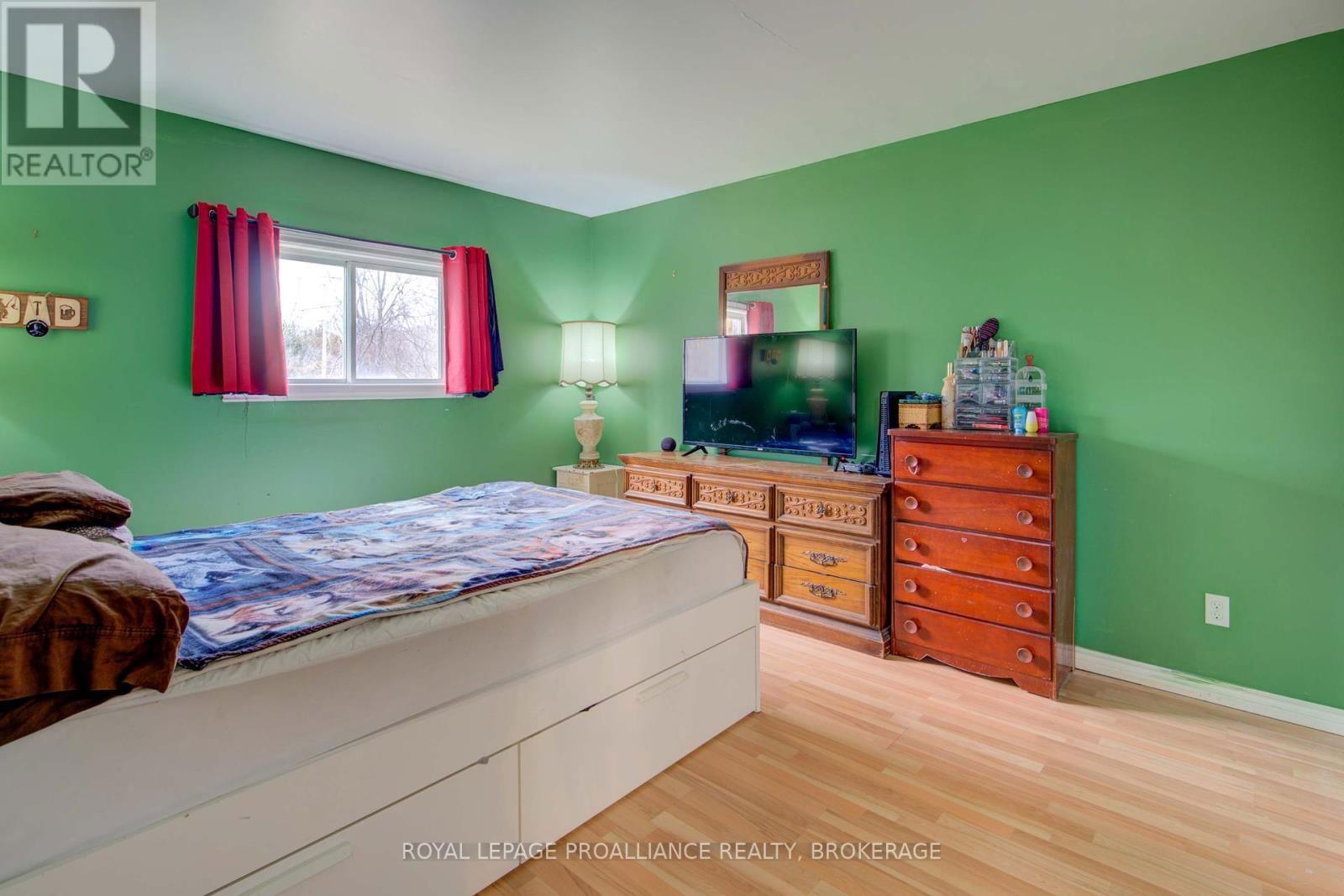 559 NINTH CONCESSION ROAD Image 34