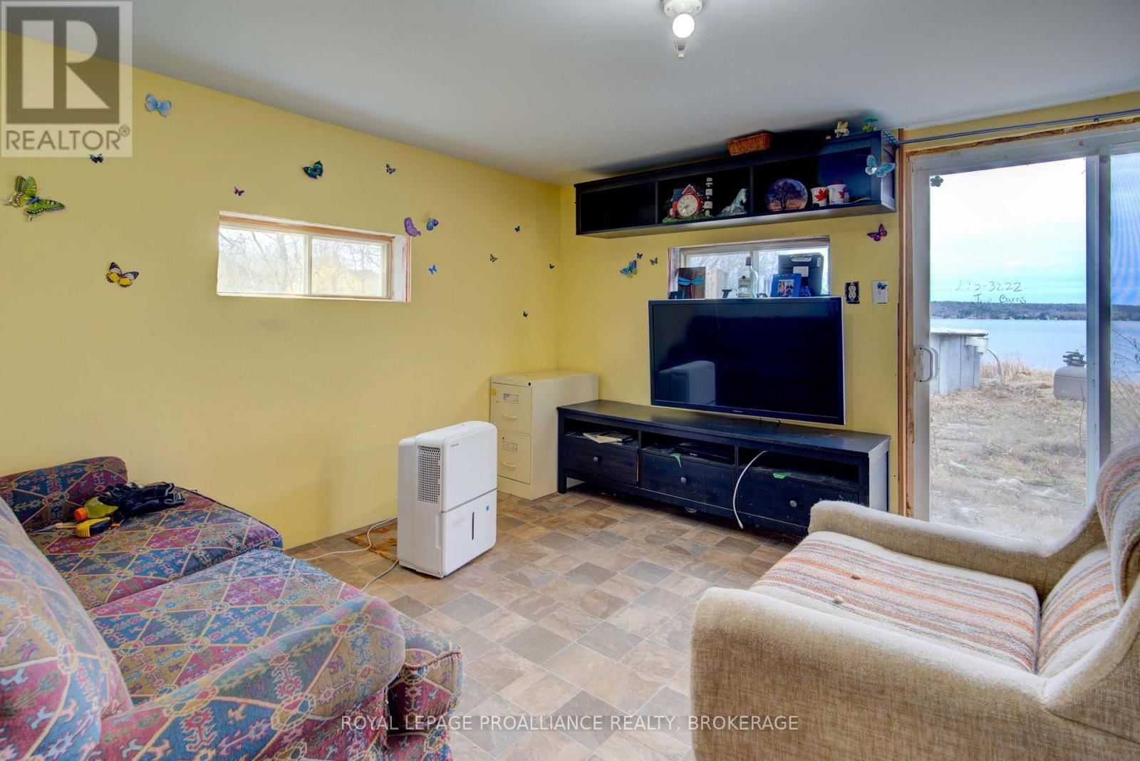 559 NINTH CONCESSION ROAD Image 41