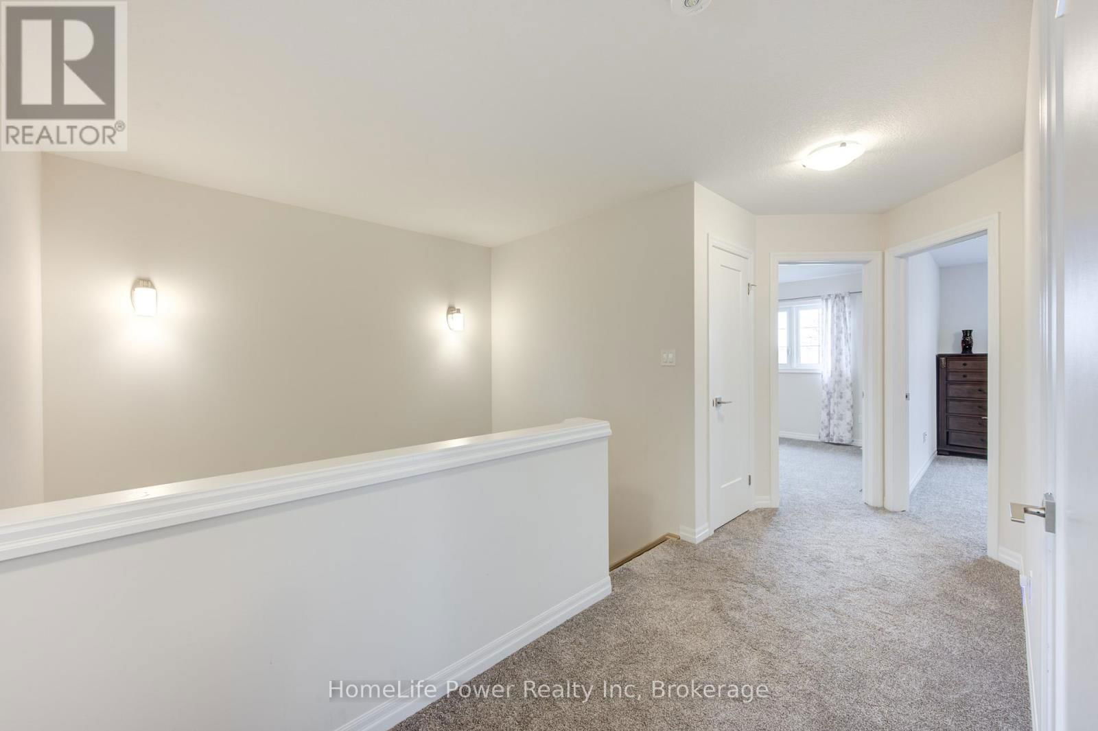 4 BRAUN AVENUE Image 24
