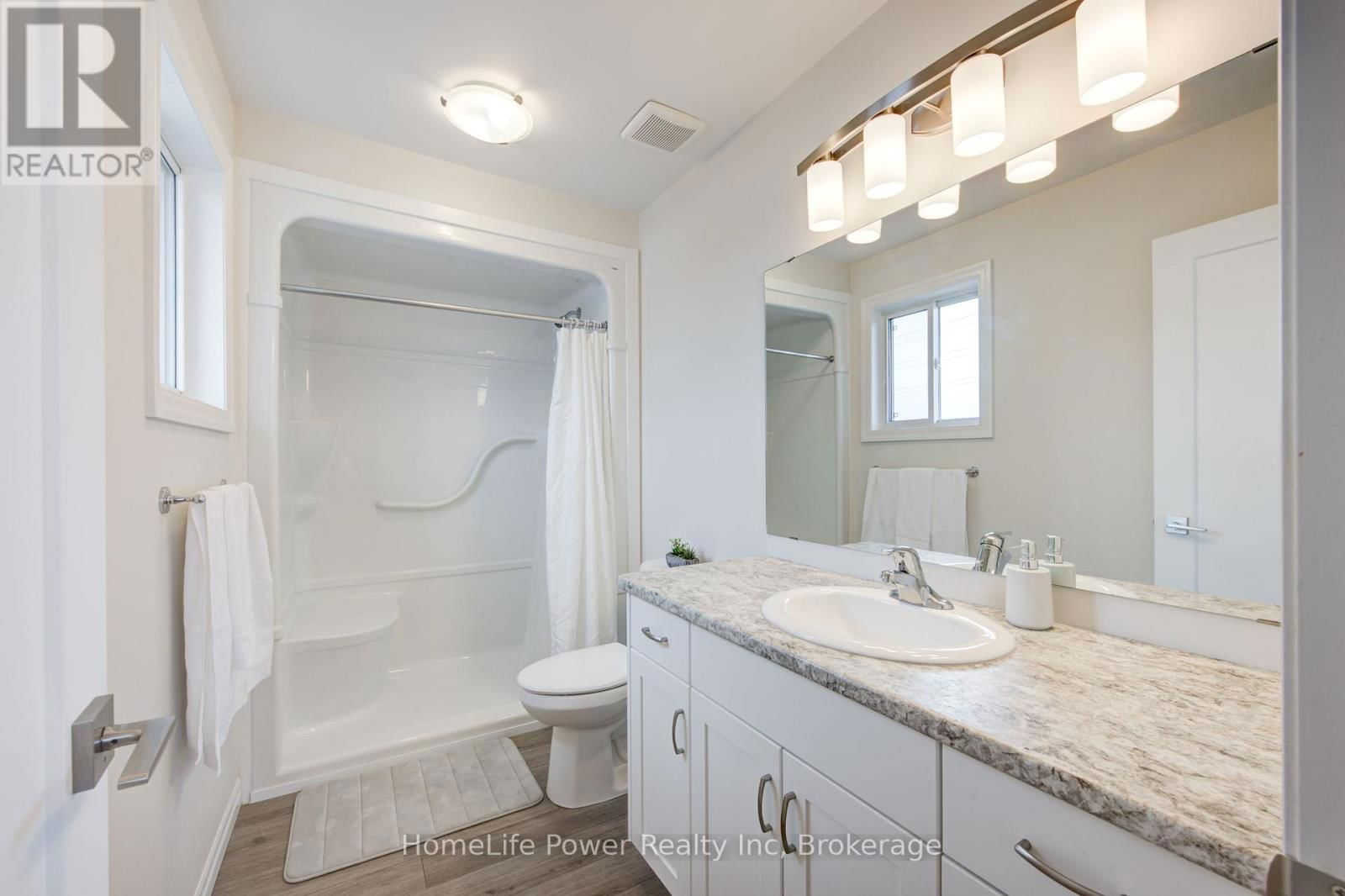4 BRAUN AVENUE Image 29
