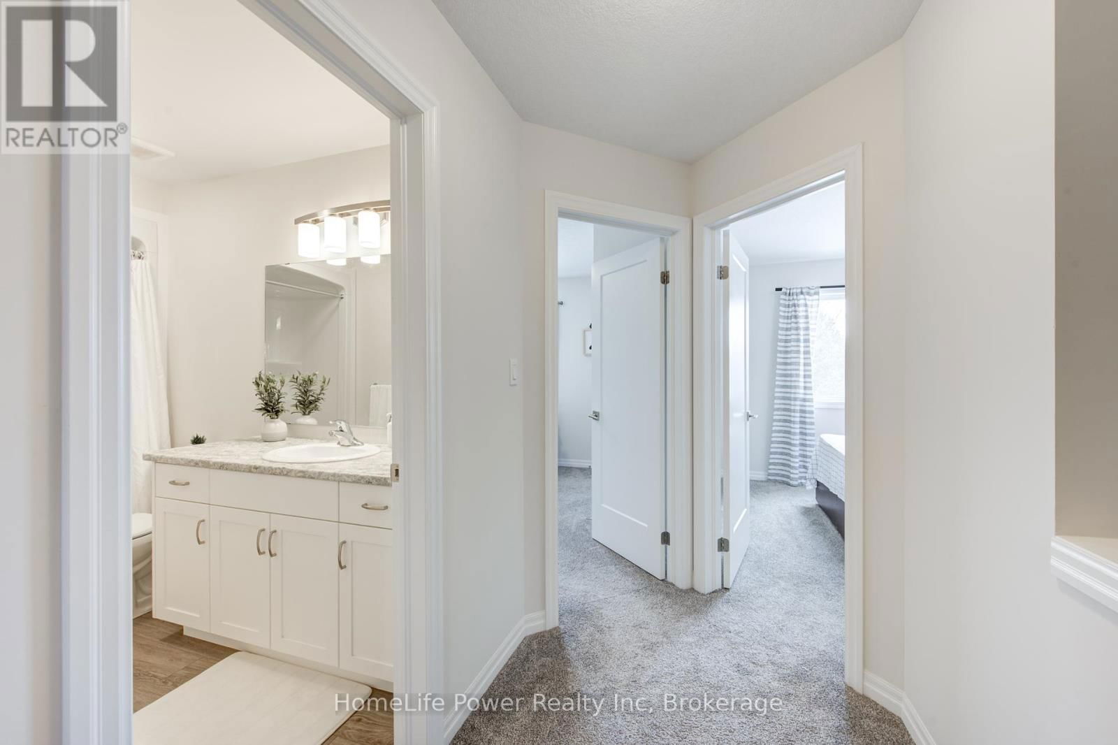 4 BRAUN AVENUE Image 31