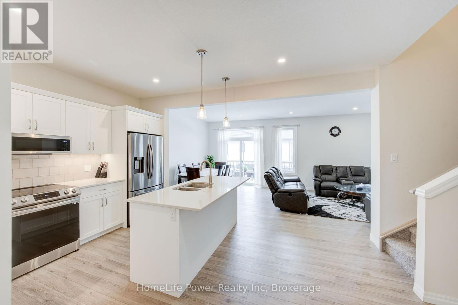 4 BRAUN AVENUE Image 8