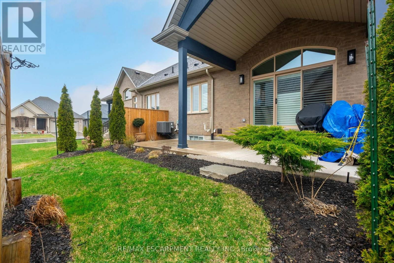 12 CARRICK TRAIL Image 26
