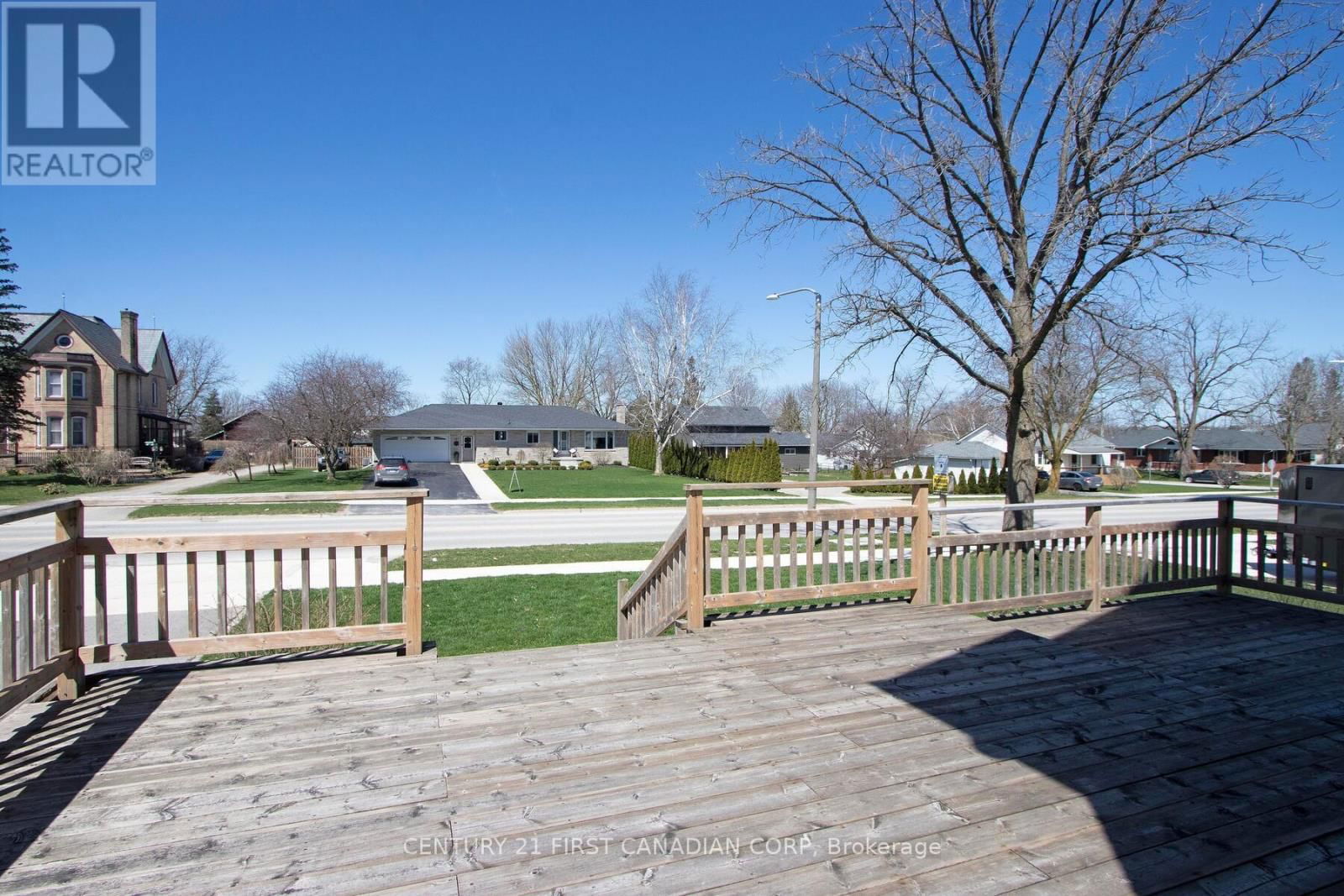 146 MAIN STREET NORTH Image 5