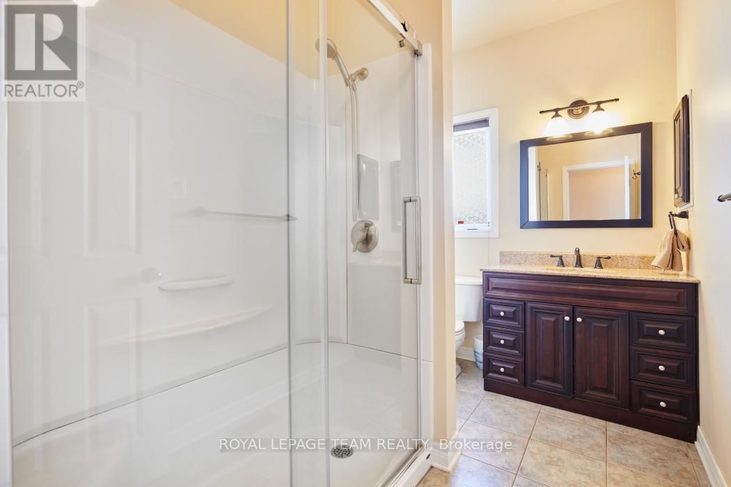 1581 BELLETERRE STREET Image 23