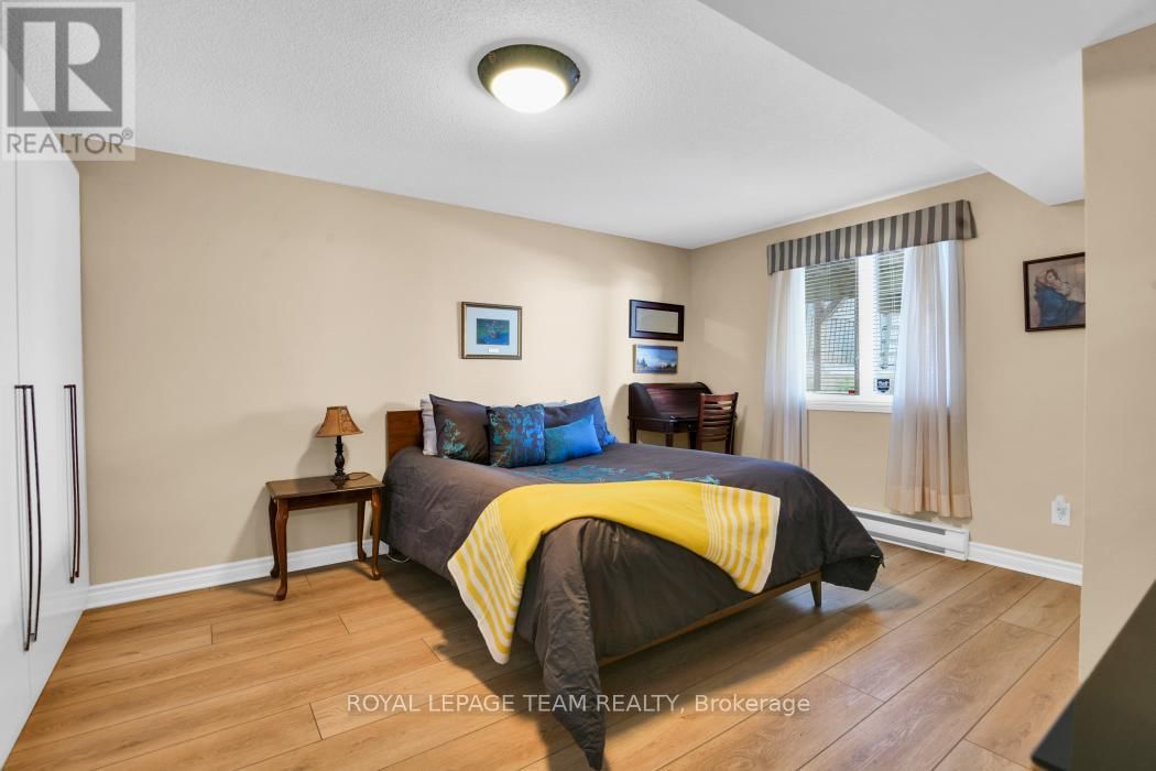 1581 BELLETERRE STREET Image 29