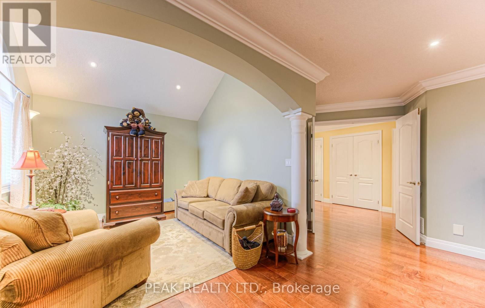 7 JOHN ROSS COURT Image 21
