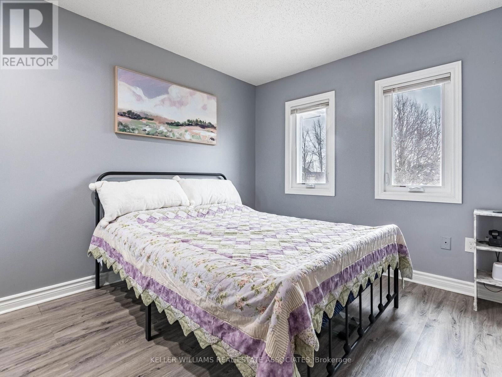 8 - 310 CHRISTOPHER DRIVE Image 24