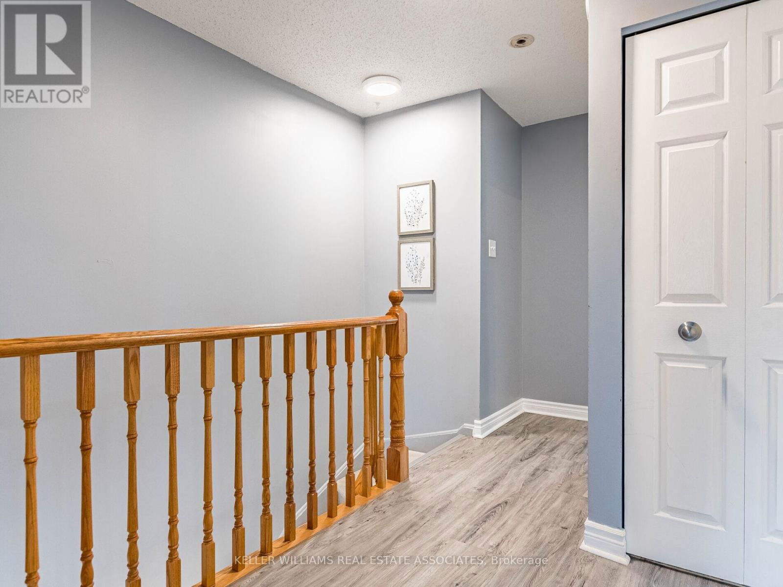 8 - 310 CHRISTOPHER DRIVE Image 32