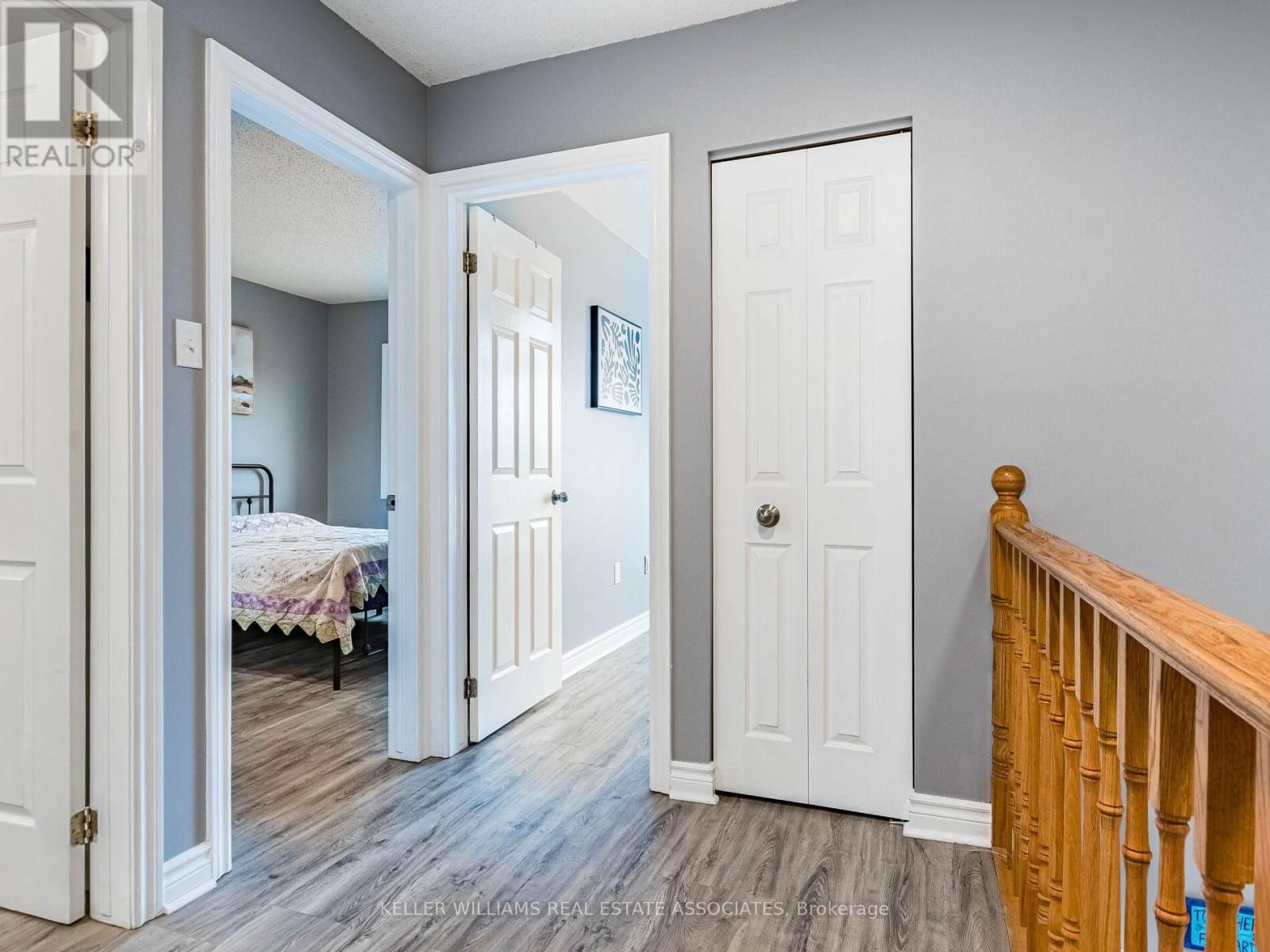 8 - 310 CHRISTOPHER DRIVE Image 33
