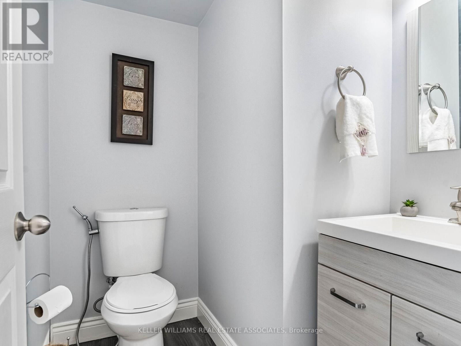 8 - 310 CHRISTOPHER DRIVE Image 34
