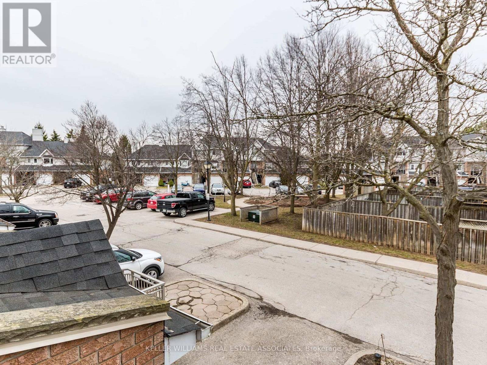 8 - 310 CHRISTOPHER DRIVE Image 49