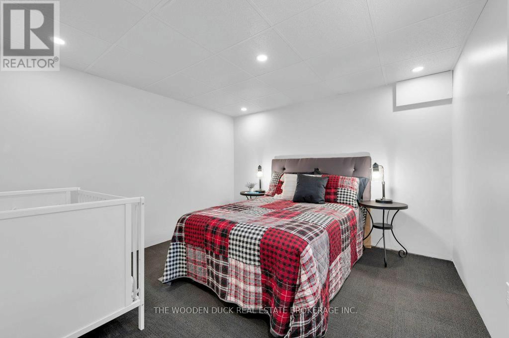 200 BLAKELY LANE Image 25