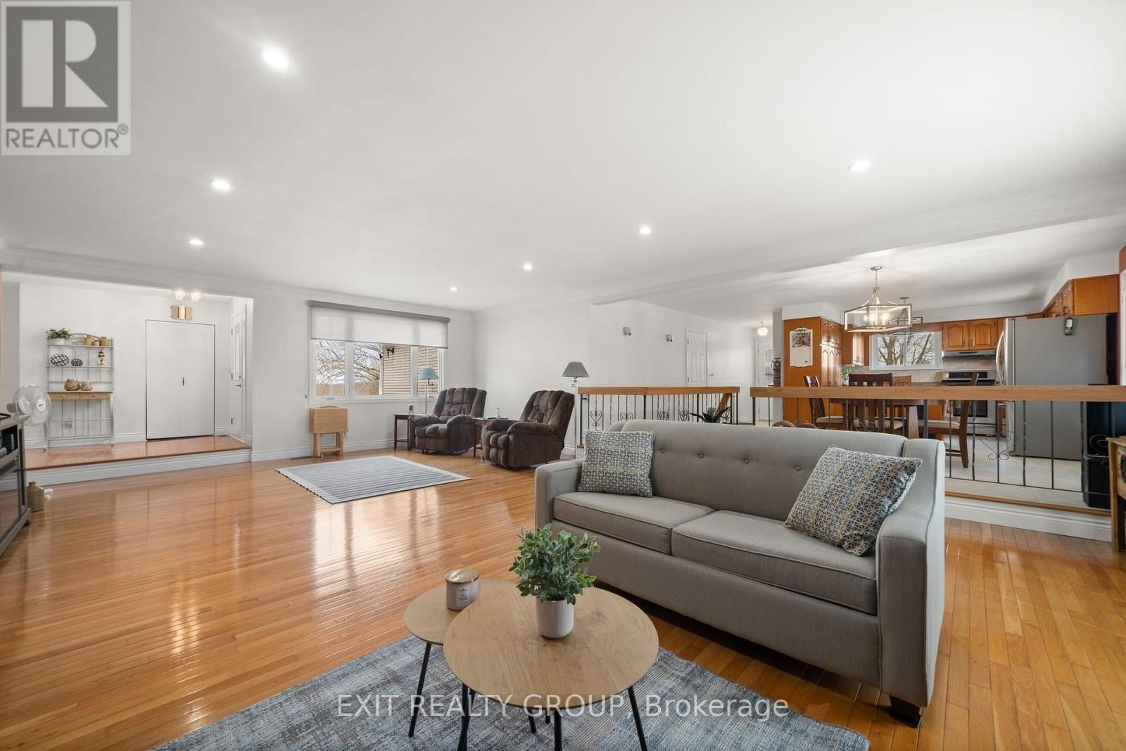 95 BOUNDARY ROAD Image 11
