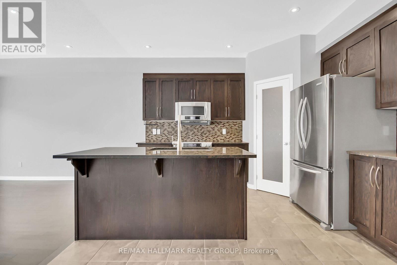 120 POTTS PRIVATE Image 11
