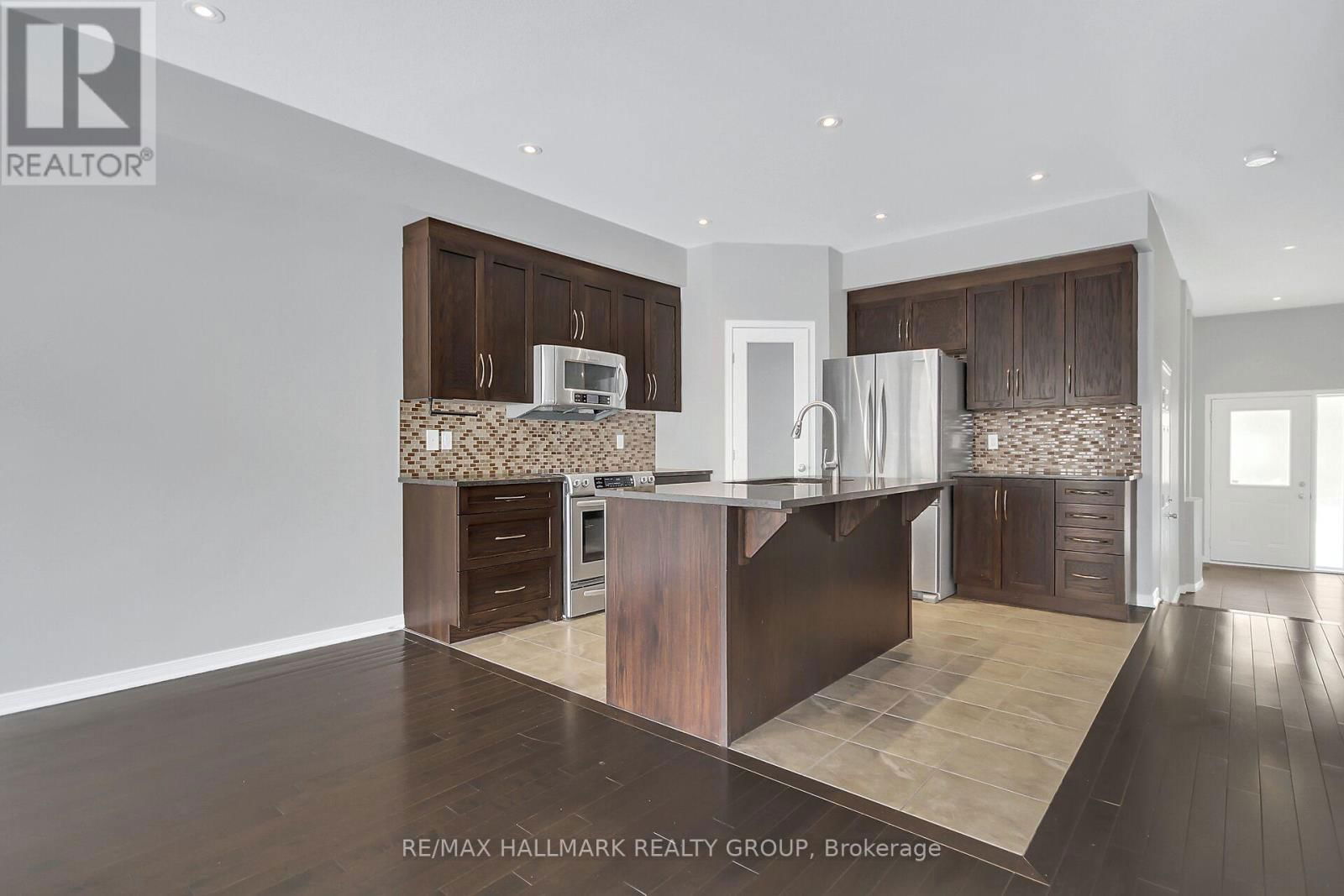 120 POTTS PRIVATE Image 13