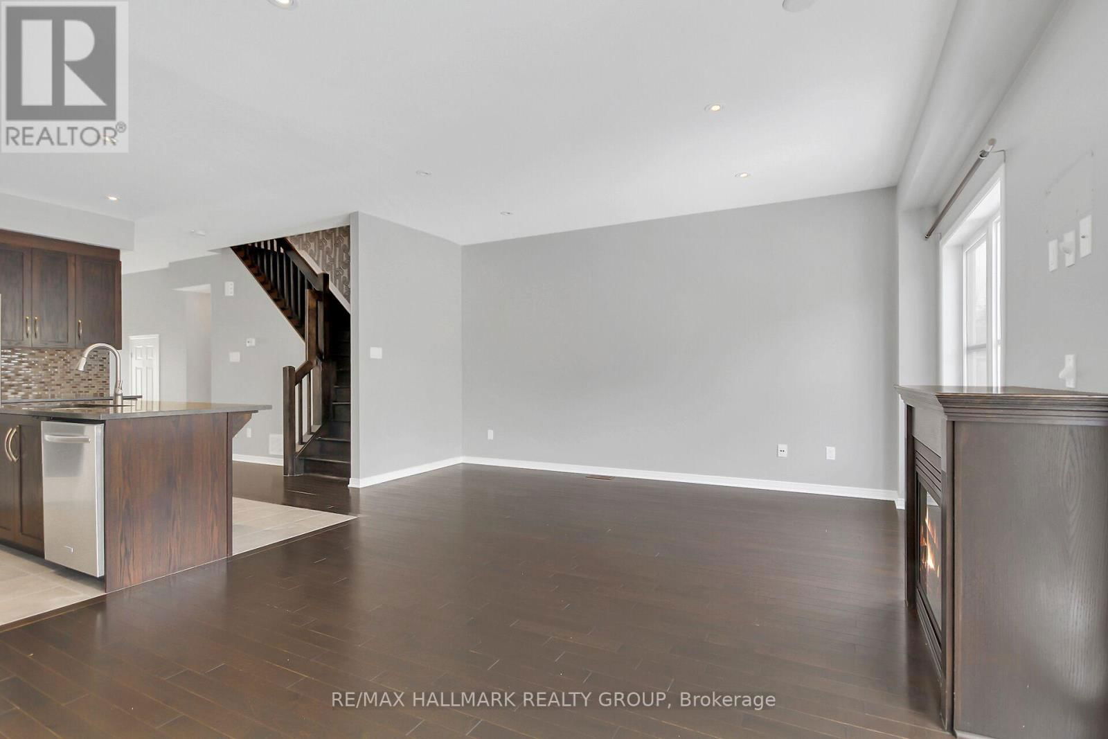 120 POTTS PRIVATE Image 16