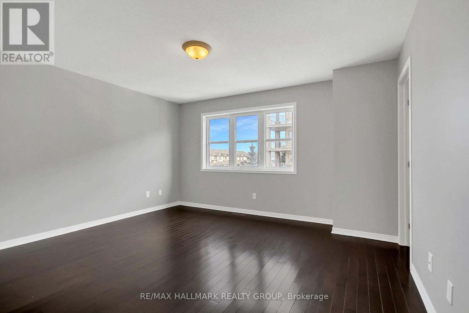 120 POTTS PRIVATE Image 21
