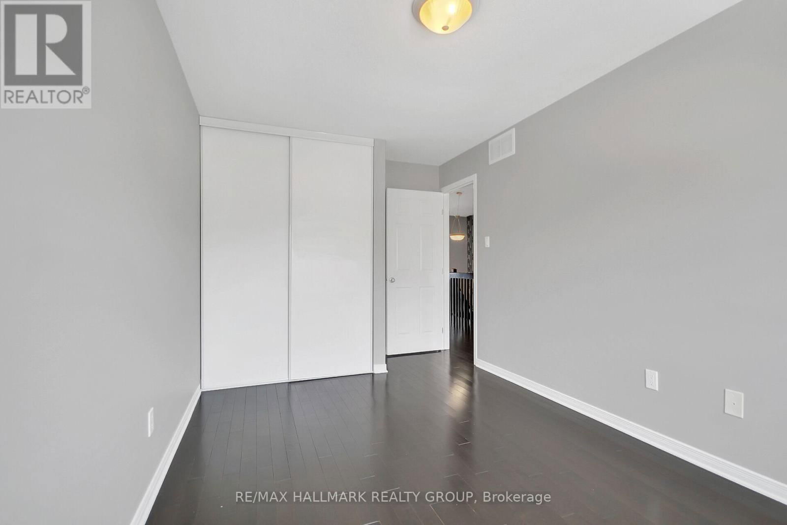 120 POTTS PRIVATE Image 29