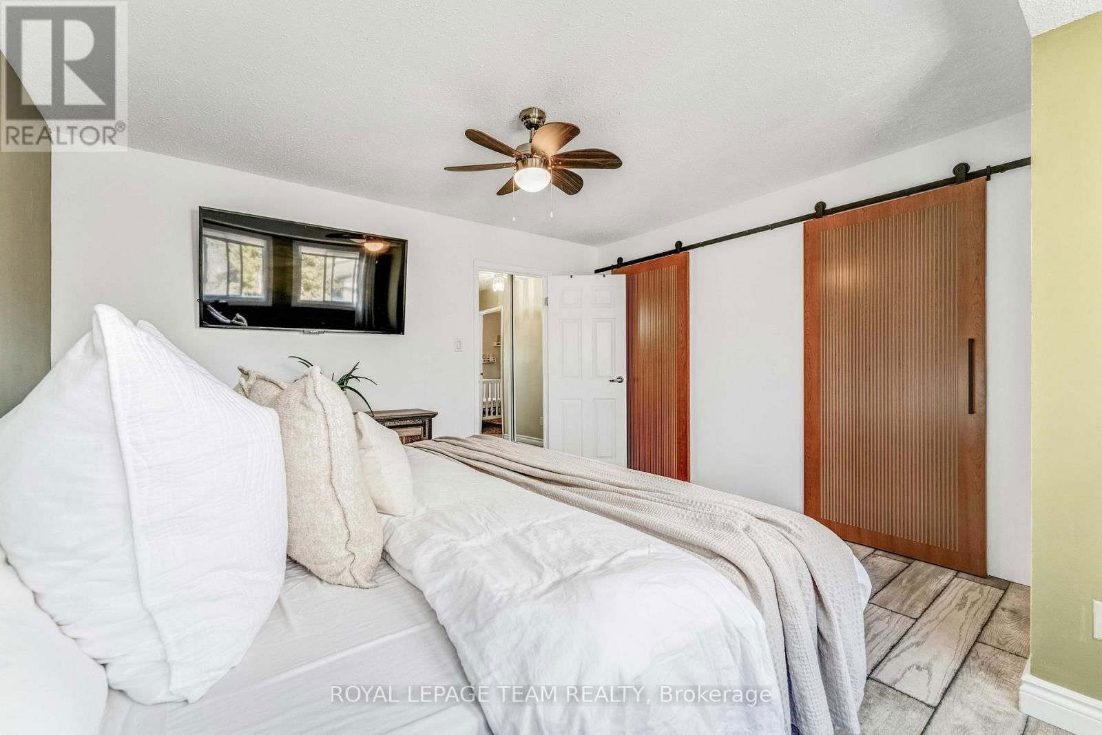 66 - 3344 UPLANDS DRIVE Image 22