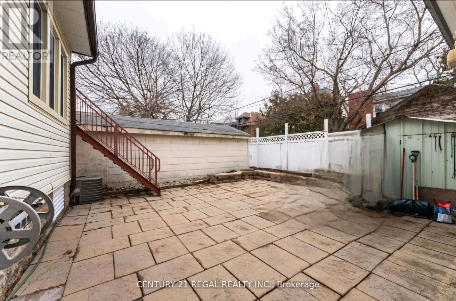 Main - 133 EASTBOURNE AVENUE Image 6