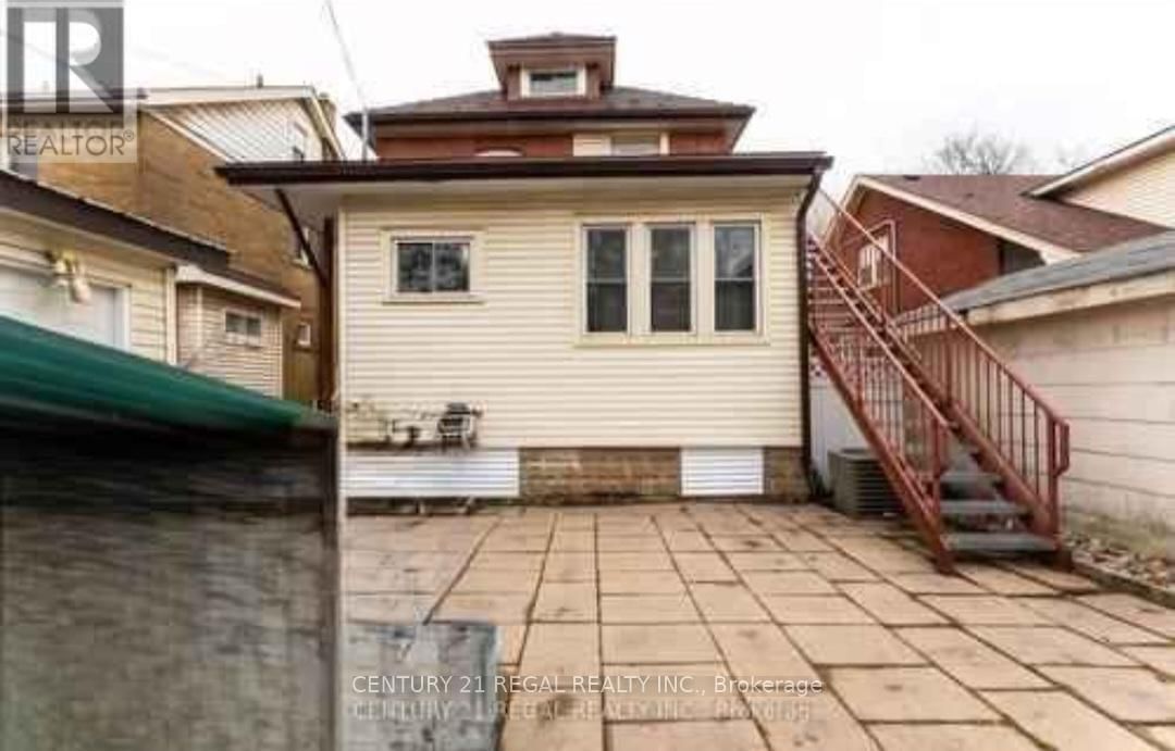 Main - 133 EASTBOURNE AVENUE Image 7