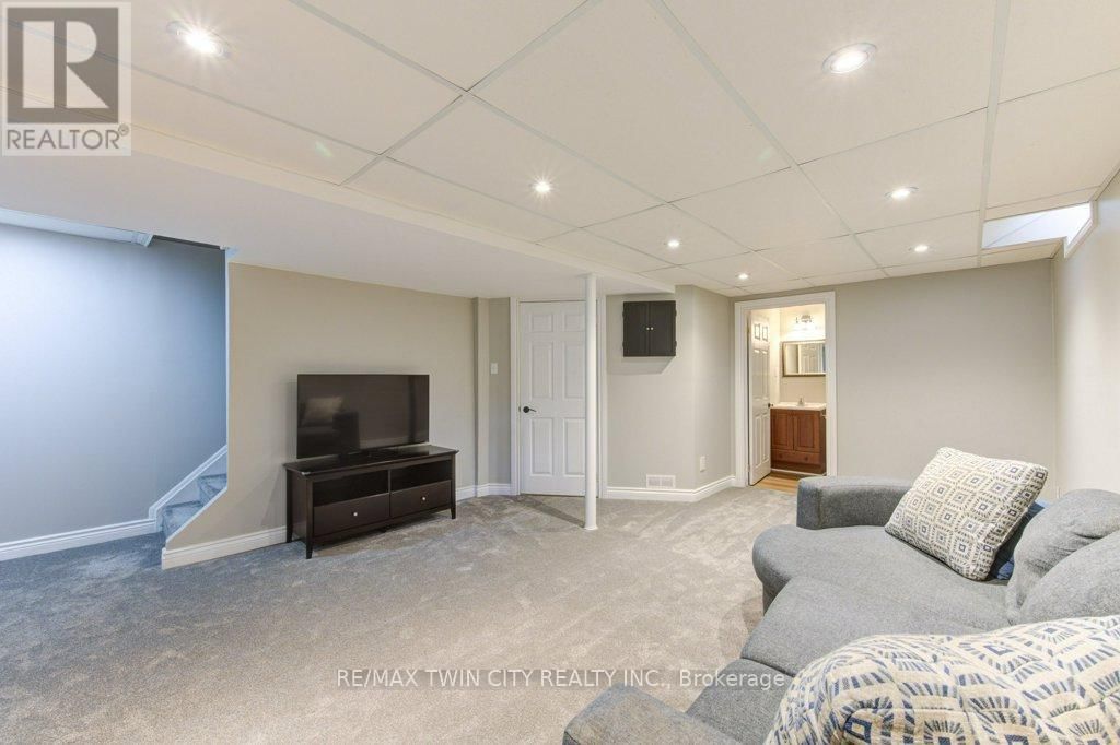 163 NITH RIVER WAY Image 33