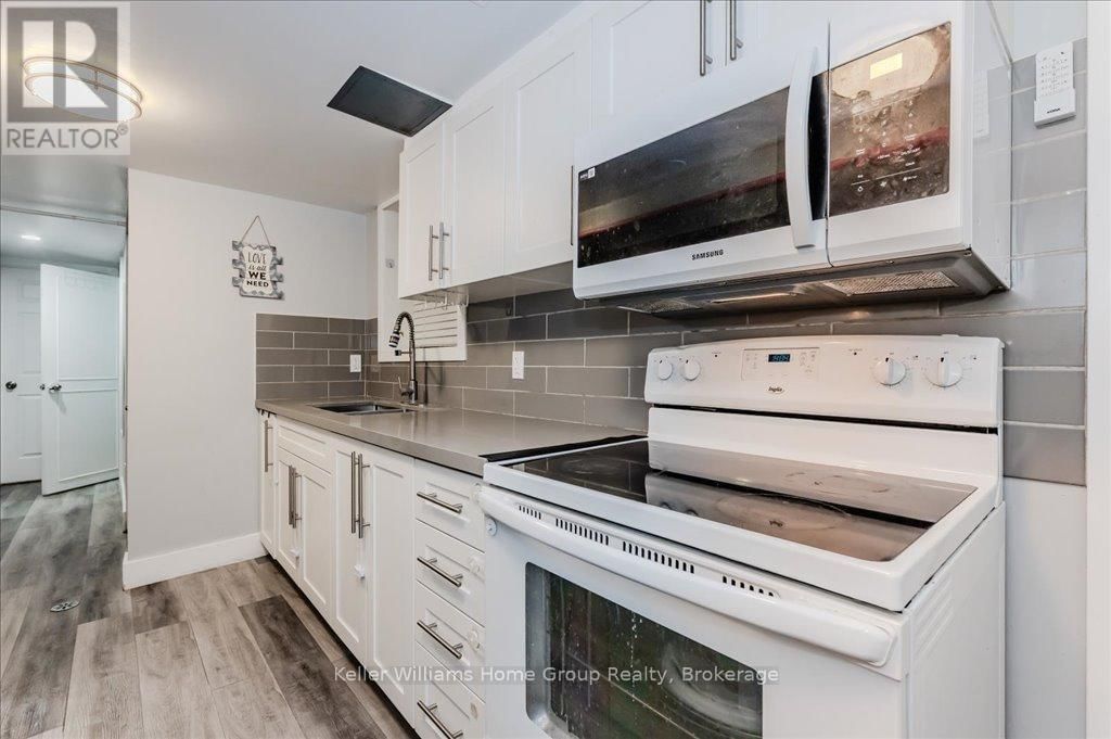 66 TRAYNOR AVENUE Image 24