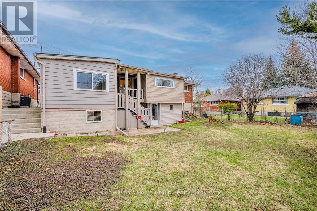 66 TRAYNOR AVENUE Image 33