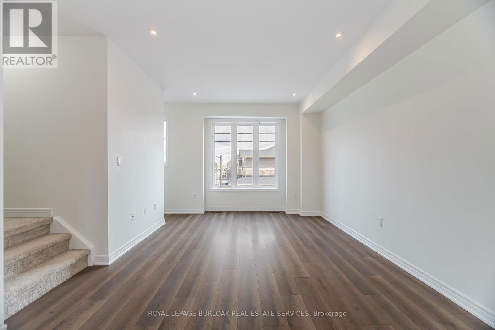 54 - 288 GLOVER ROAD Image 19