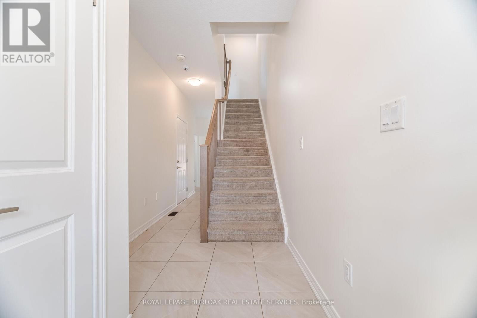 54 - 288 GLOVER ROAD Image 5