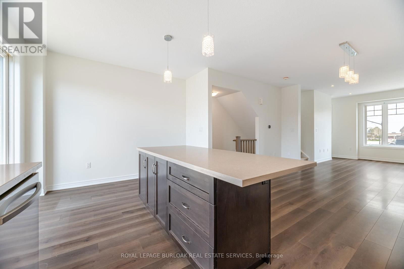 54 - 288 GLOVER ROAD Image 7