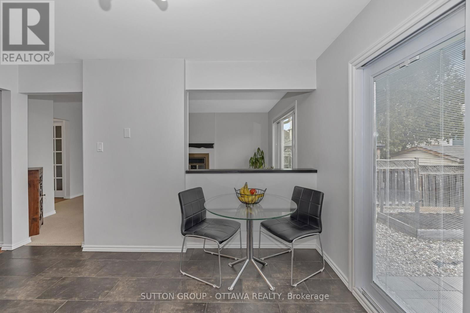 6586 DES MERLES LANE Image 17