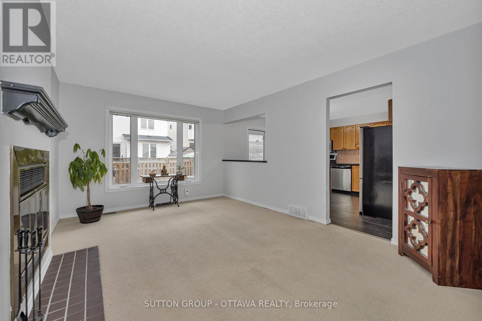 6586 DES MERLES LANE Image 18