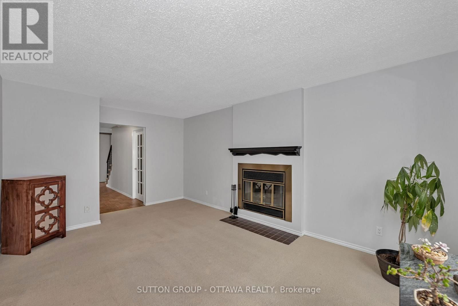6586 DES MERLES LANE Image 19