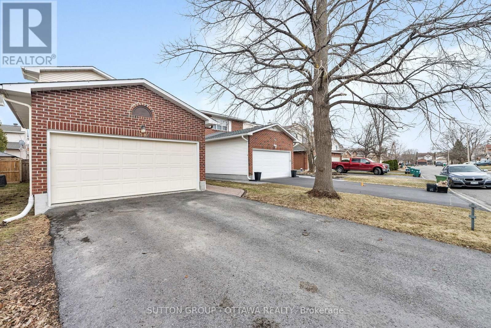 6586 DES MERLES LANE Image 3