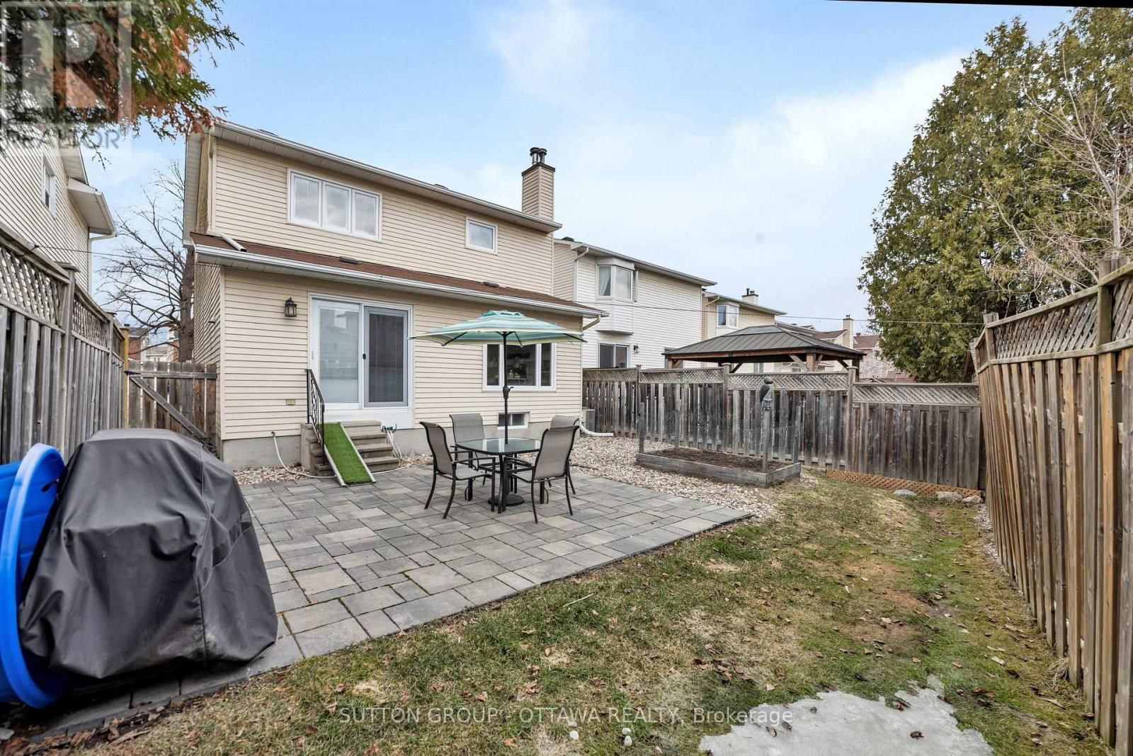6586 DES MERLES LANE Image 36