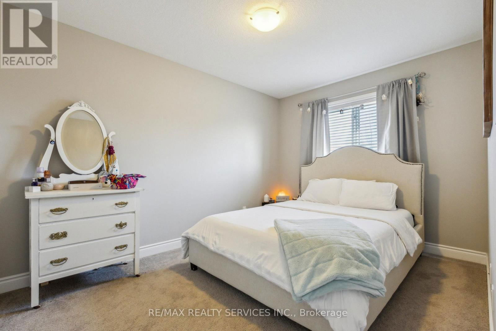 10 - 625 BLACKBRIDGE ROAD Image 23
