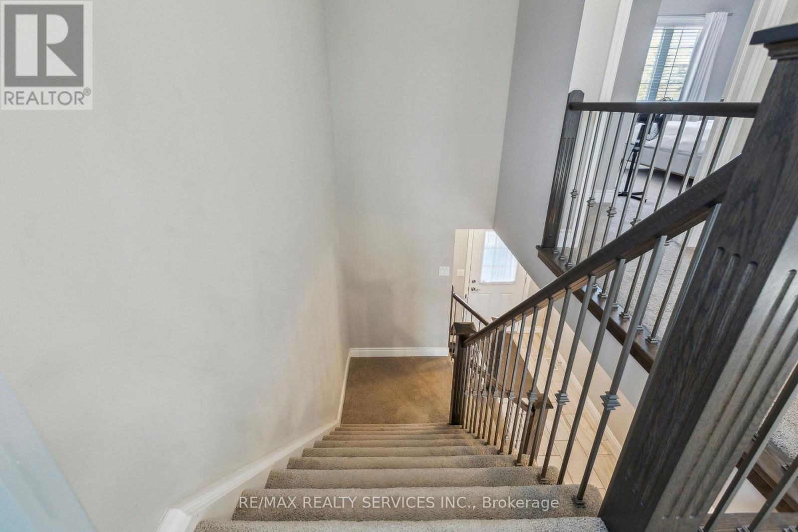 10 - 625 BLACKBRIDGE ROAD Image 26