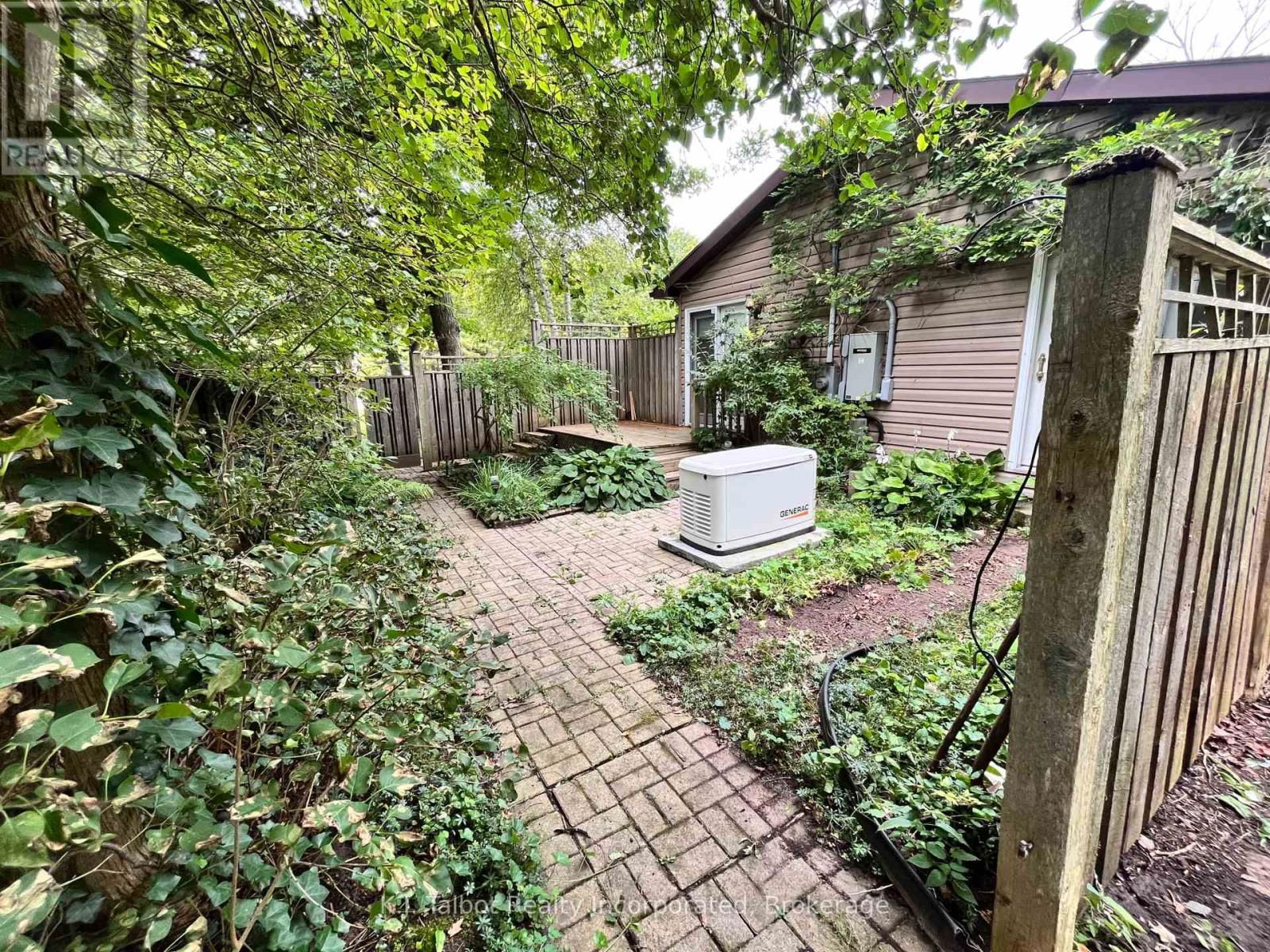 82092 ELM STREET Image 37
