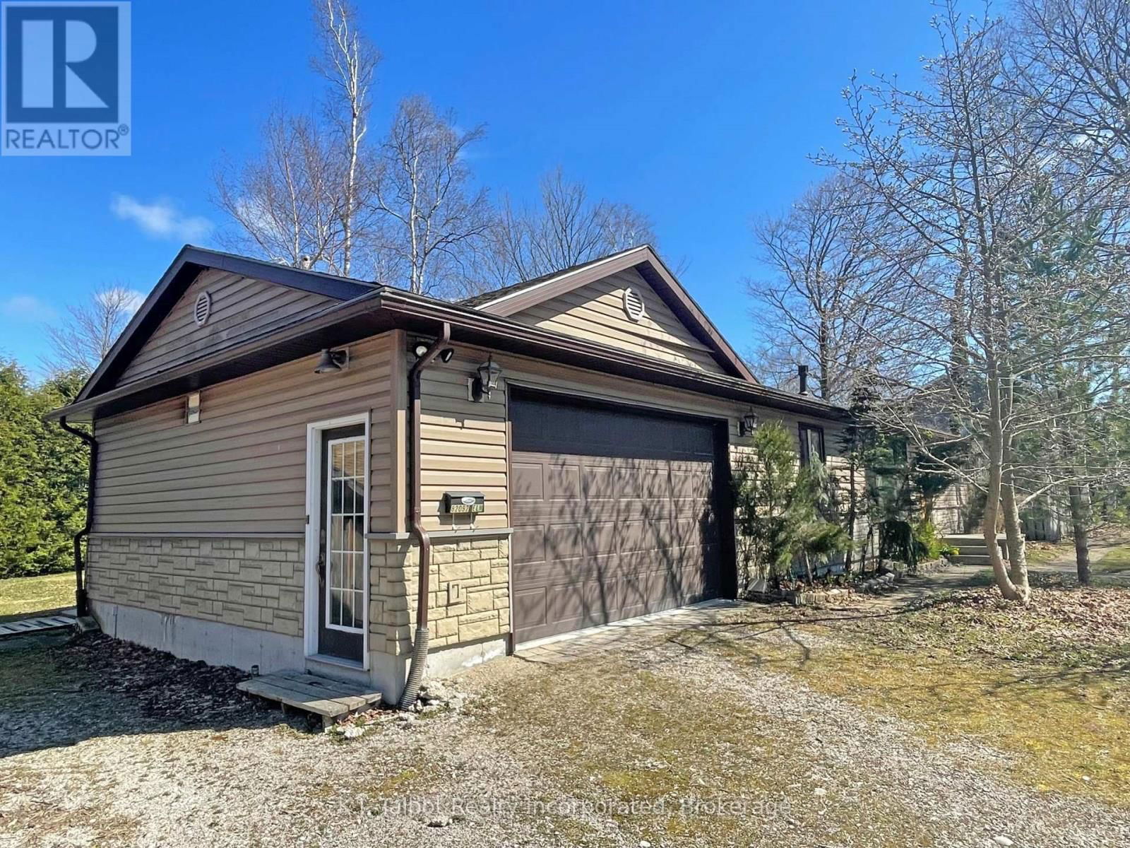 82092 ELM STREET Image 41