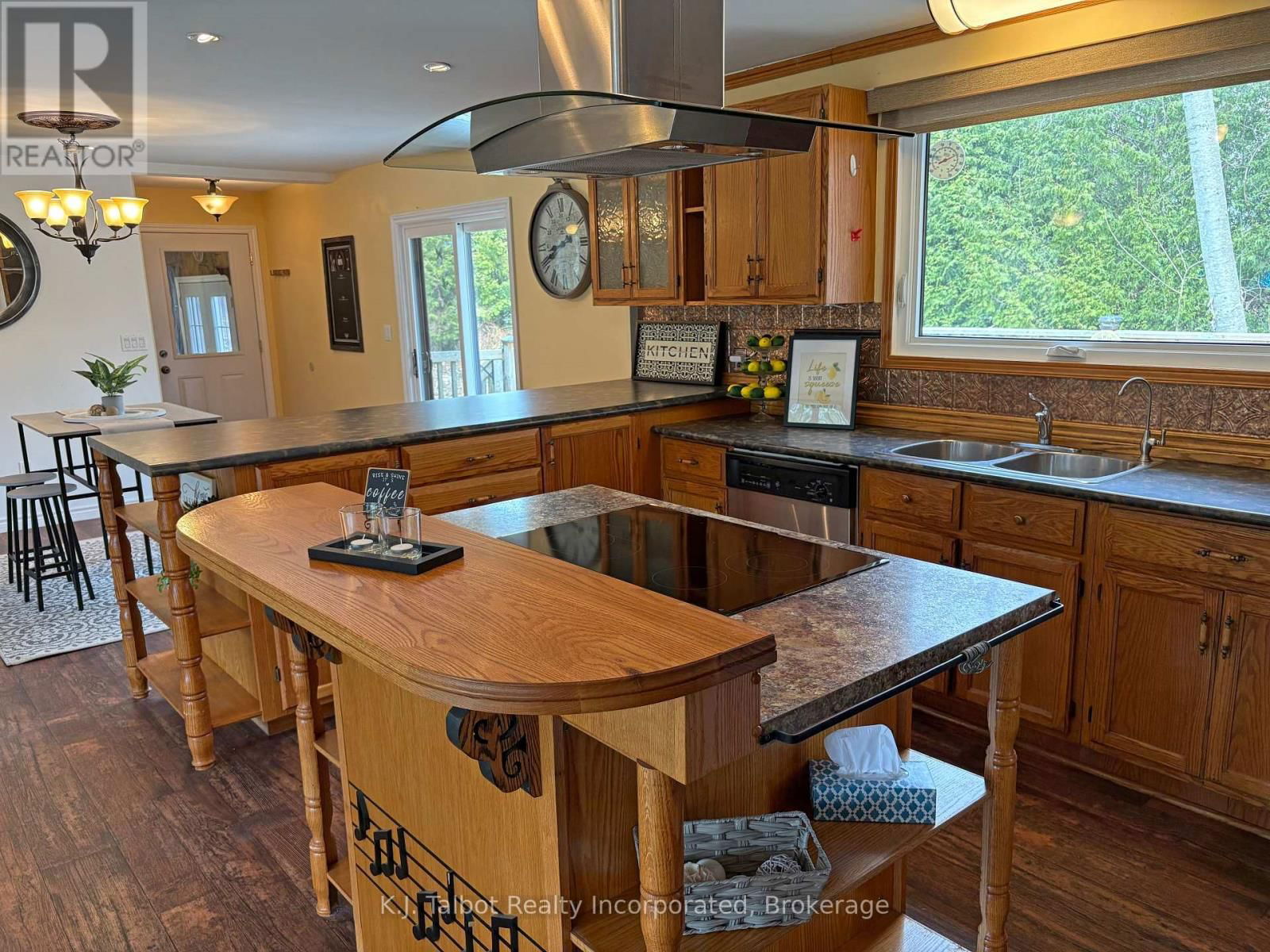 82092 ELM STREET Image 9